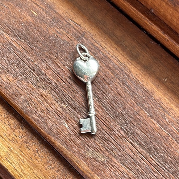 Tiffany & Co Blue Heart Key charm - Picture 3 of 4